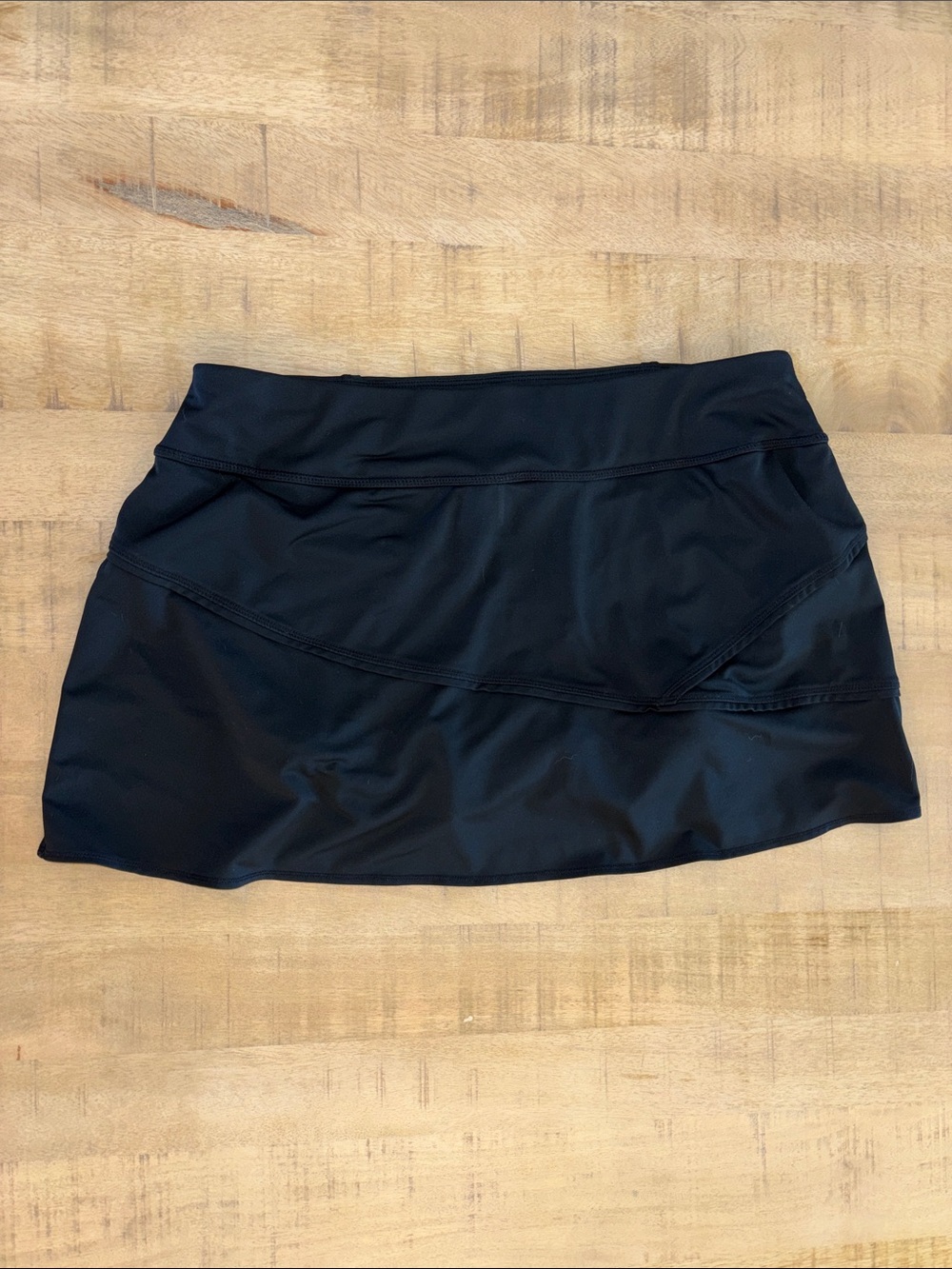 Athleta 13.5” Black Skirt Skort Athleisure Athletic Tennis Pickleball Large $69